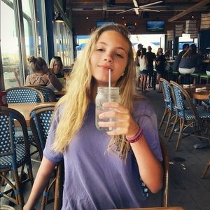 Meet your Posher, Casey